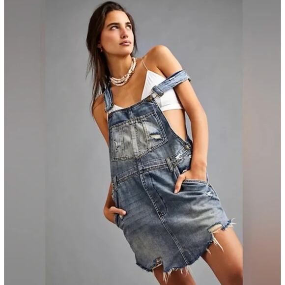 Free People Baxter Jumper Distressed Denim Mini Dress Size Medium - Picture 2 of 8